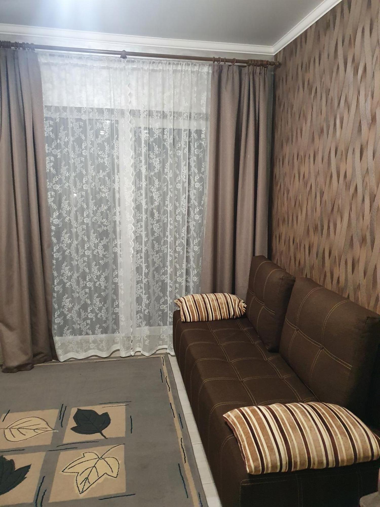 Lutsk, Double-Room Apartments Εξωτερικό φωτογραφία